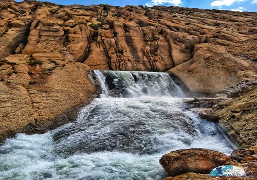 چشمه کوهرنگ